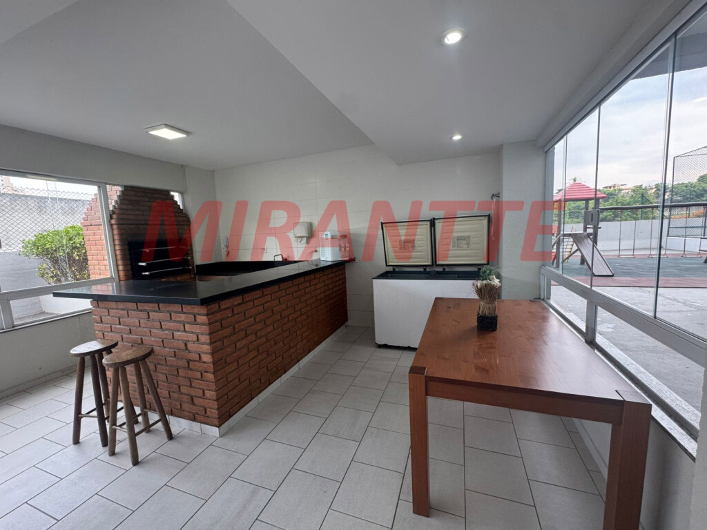 Apartamento de 50m² com 2 quartos em Vila Mazzei