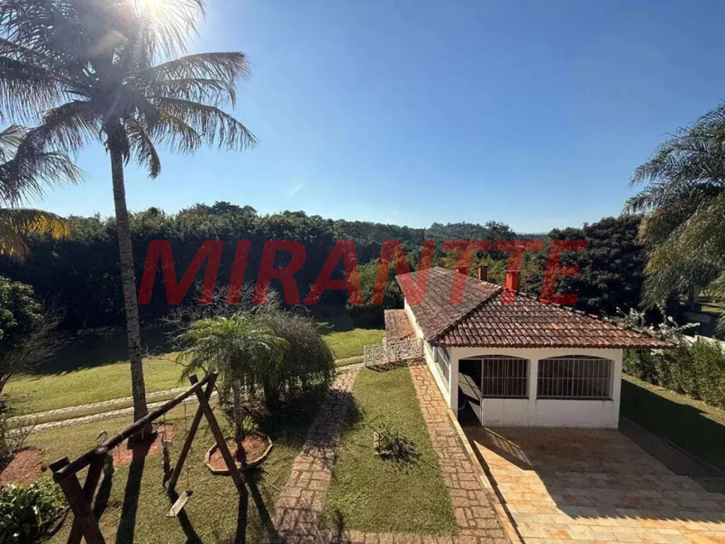 Chácara de 1211m² com 7 quartos em Chácaras do Guacuri