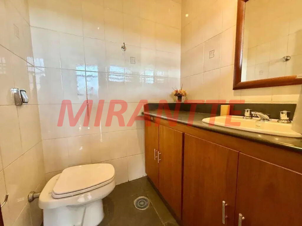 Chácara de 1211m² com 7 quartos em Chácaras do Guacuri