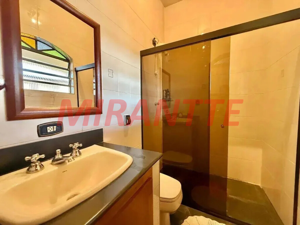 Chácara de 1211m² com 7 quartos em Chácaras do Guacuri