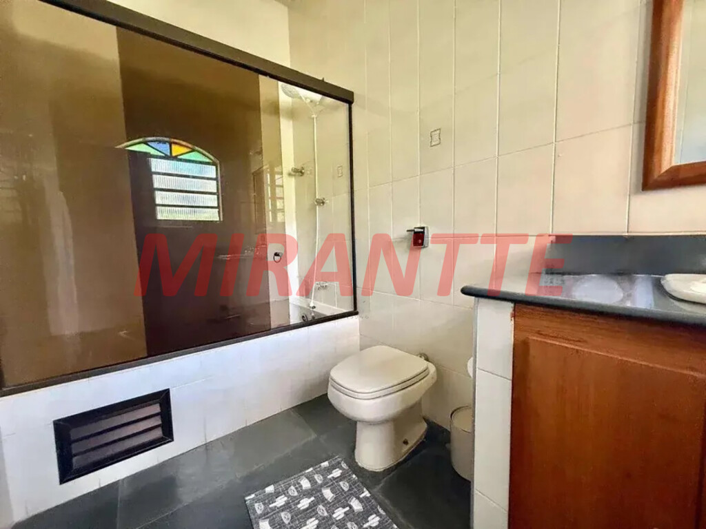 Chácara de 1211m² com 7 quartos em Chácaras do Guacuri
