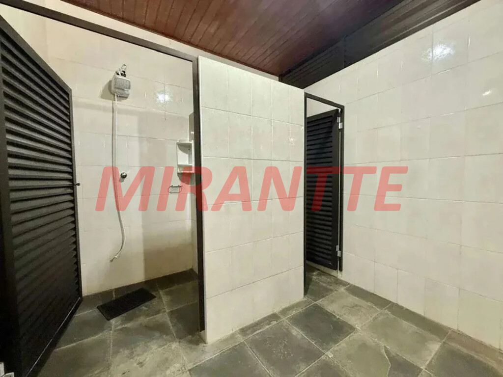 Chácara de 1211m² com 7 quartos em Chácaras do Guacuri