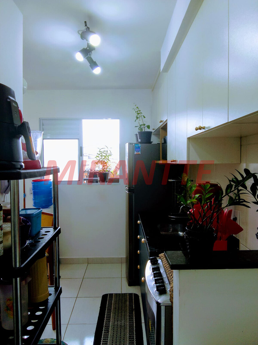 Cond. fechado de 40m² com 2 quartos em Casa Verde