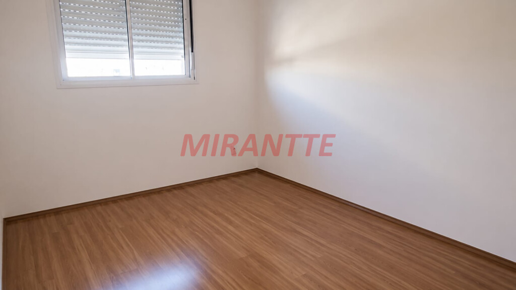 Apartamento de 35m² com 2 quartos em Vila Nova Cachoeirinha