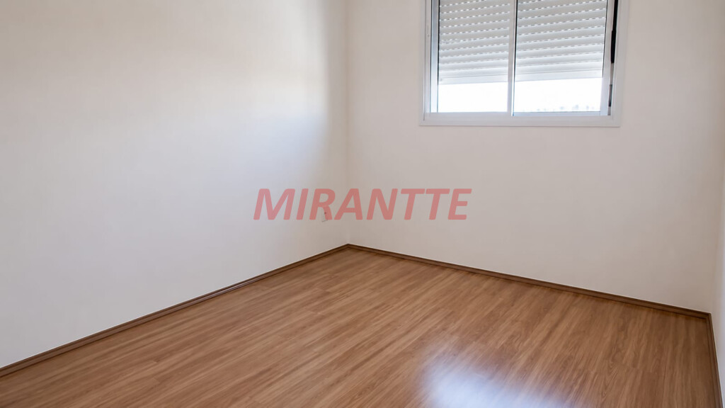 Apartamento de 35m² com 2 quartos em Vila Nova Cachoeirinha