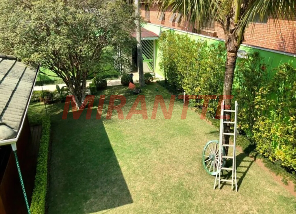 Sobrado de 600m² com 5 quartos em Interlagos