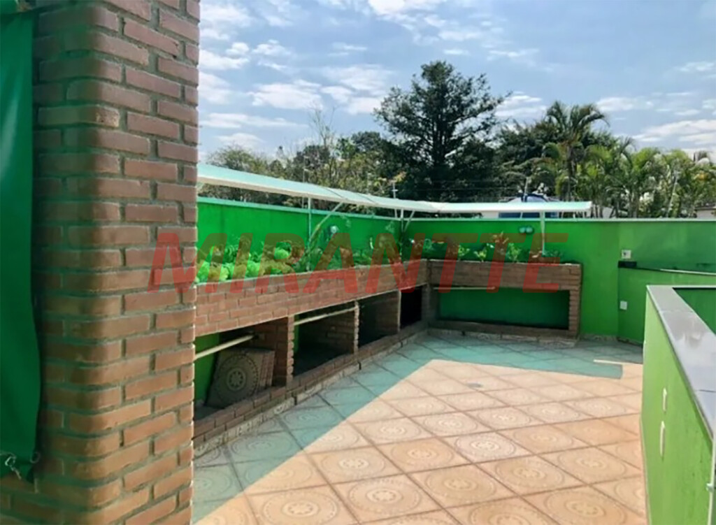 Sobrado de 600m² com 5 quartos em Interlagos