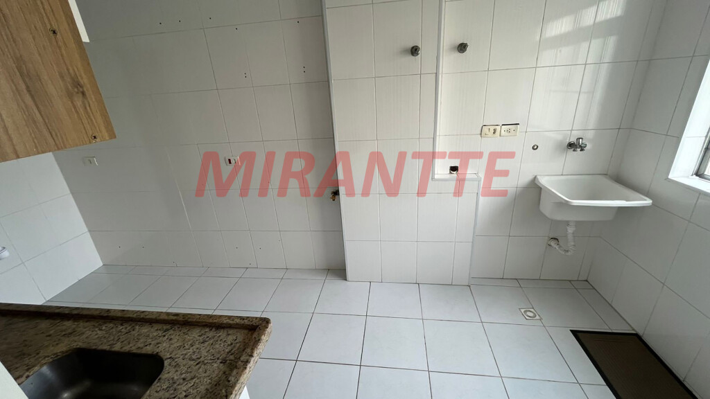 Apartamento de 78m² com 2 quartos em Santa Teresinha