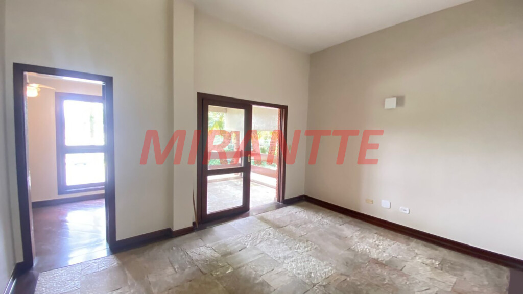 Sobrado de 552m² com 4 quartos em Alphaville