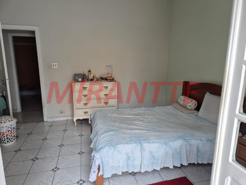 Sobrado de 98m² com 4 quartos em Canindé
