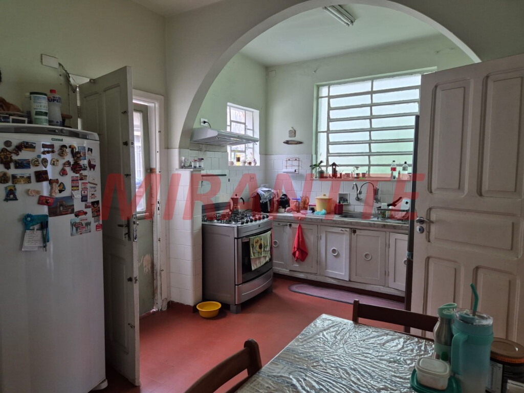Sobrado de 98m² com 4 quartos em Canindé