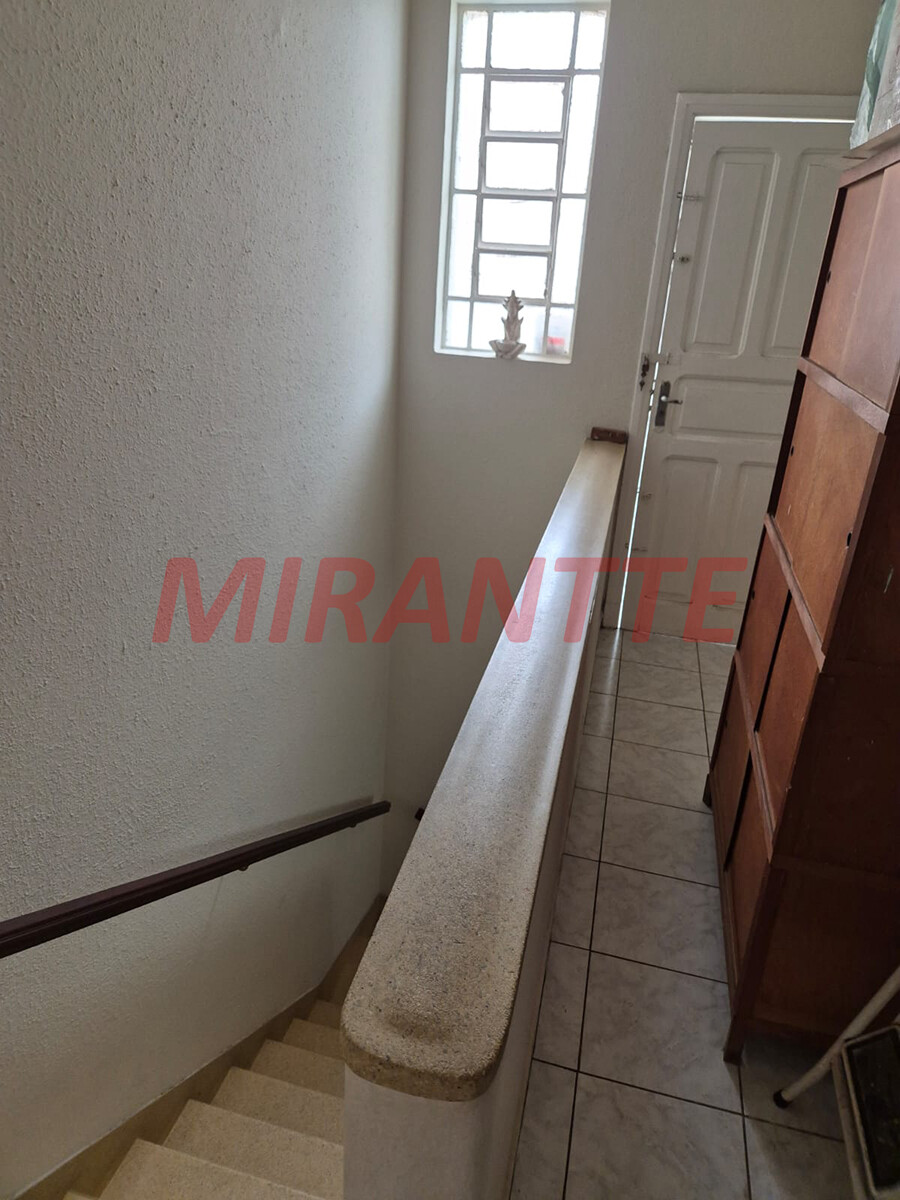 Sobrado de 98m² com 4 quartos em Canindé