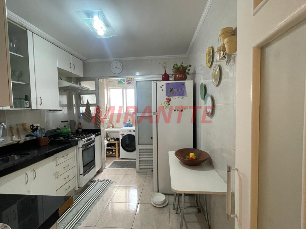 Apartamento de 64m² com 2 quartos em Jardim Santa Inês