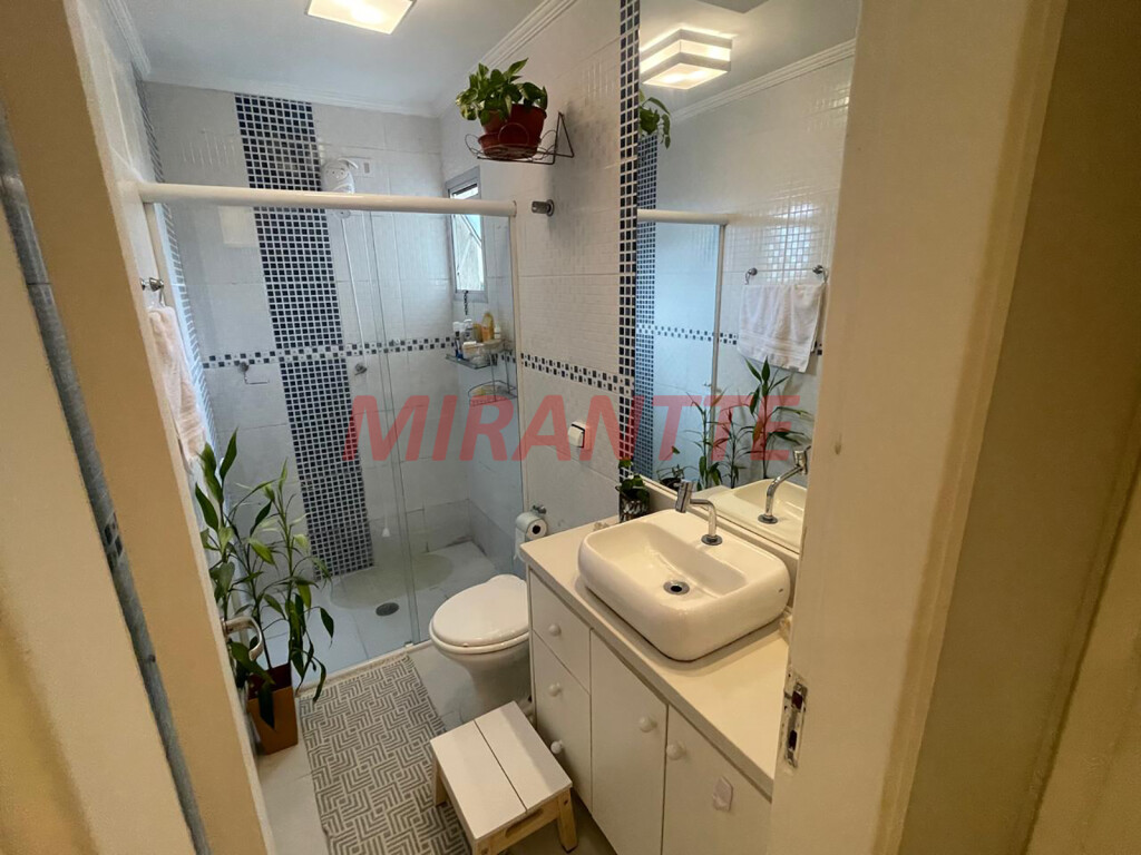 Apartamento de 64m² com 2 quartos em Jardim Santa Inês