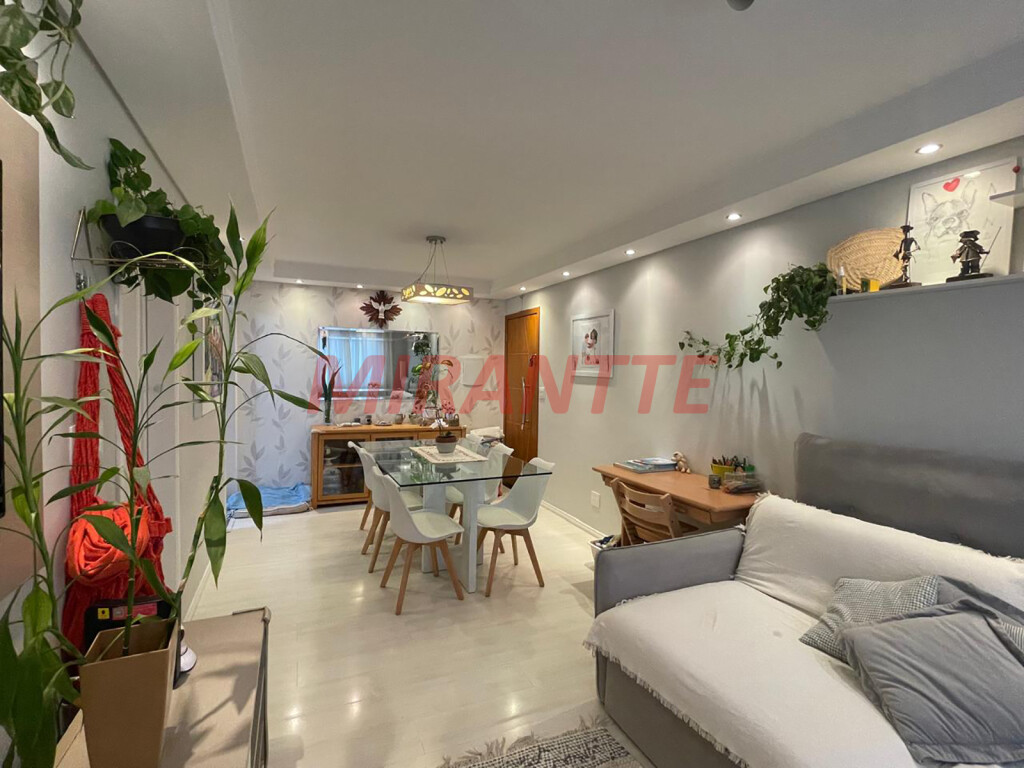 Apartamento de 64m² com 2 quartos em Jardim Santa Inês