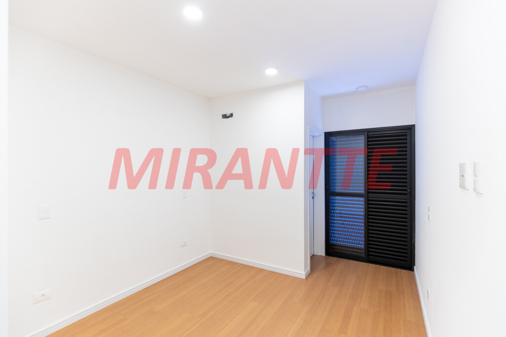 Sobrado de 140m² com 3 quartos em Vila Isolina Mazzei