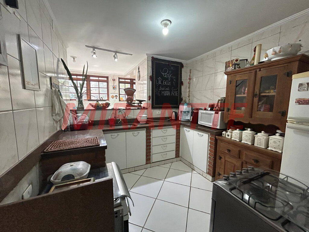 Sobrado com 3 quartos em Santana