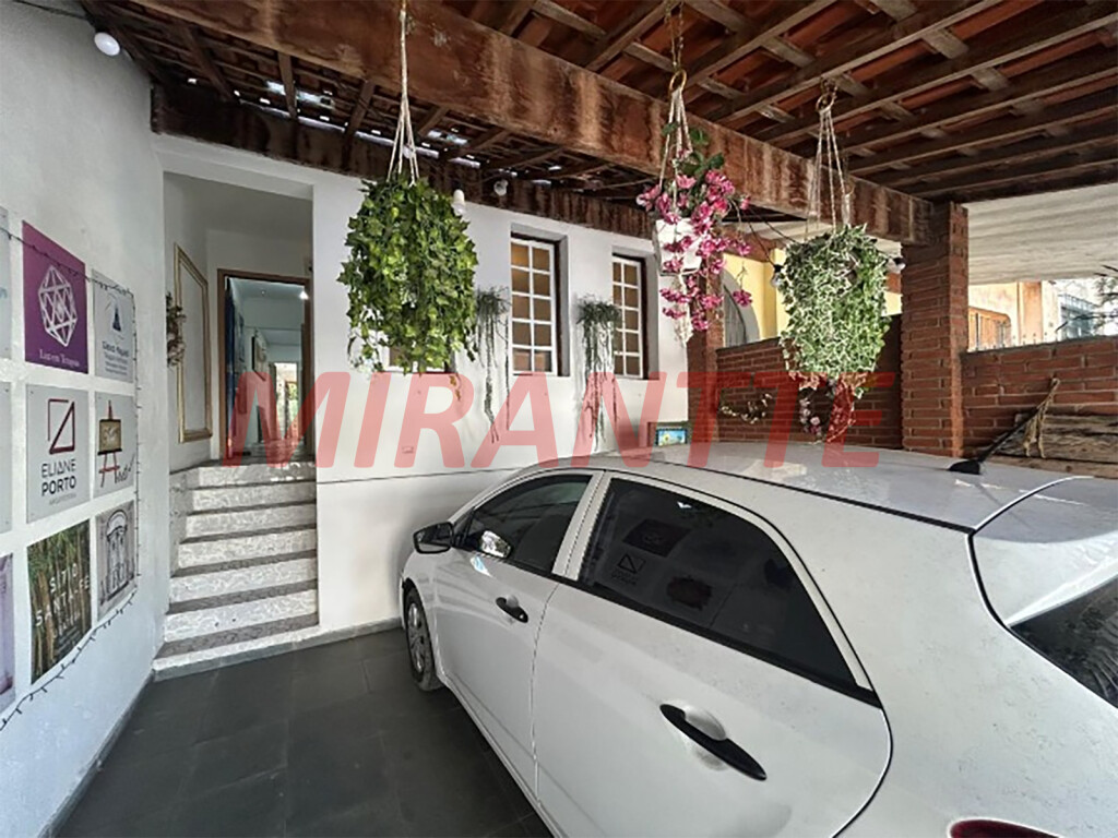 Sobrado com 3 quartos em Santana
