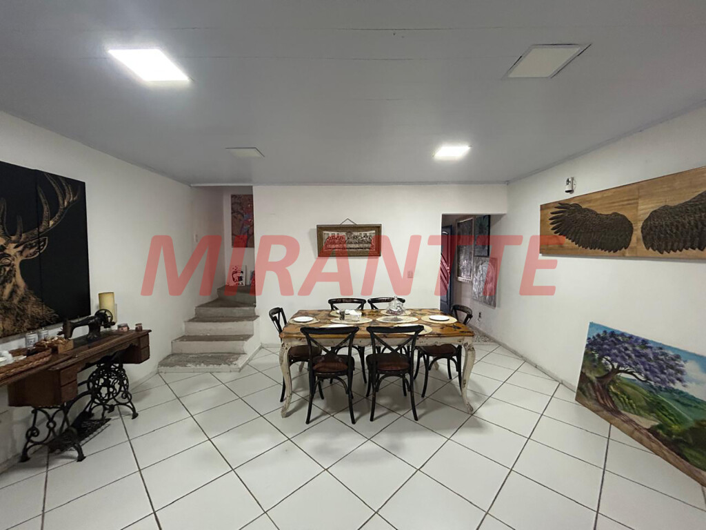 Sobrado com 3 quartos em Santana
