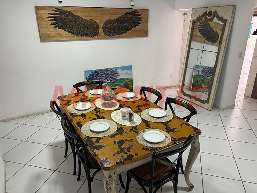 Sobrado com 3 quartos em Santana