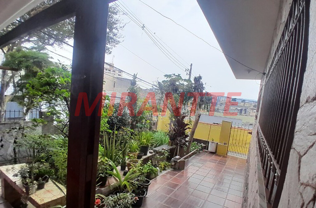Casa terrea de 303m² com 4 quartos em Lauzane Paulista