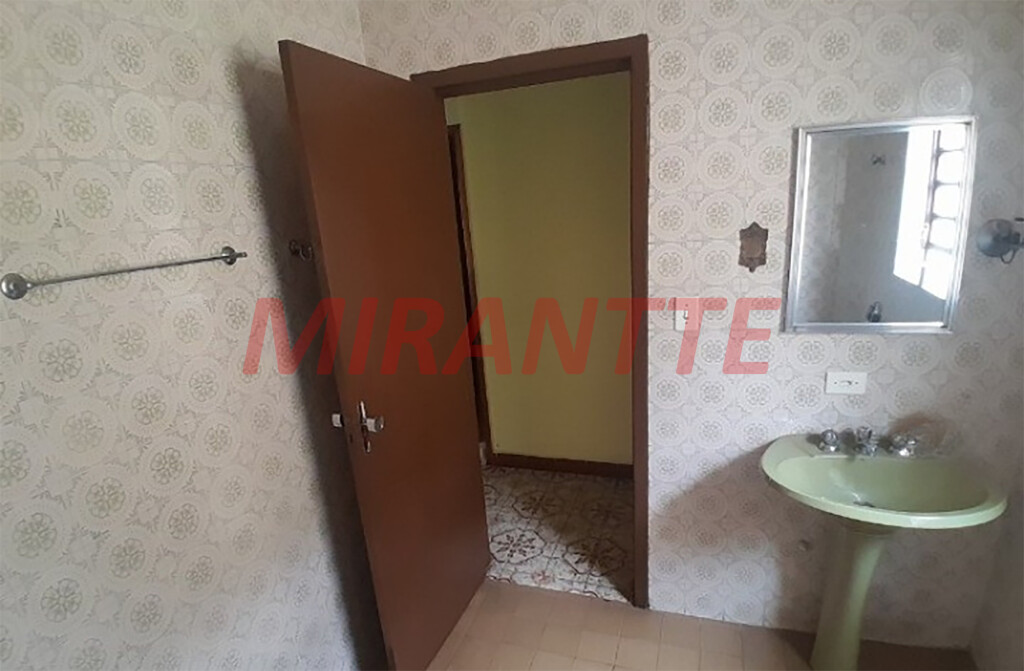 Casa terrea de 303m² com 4 quartos em Lauzane Paulista