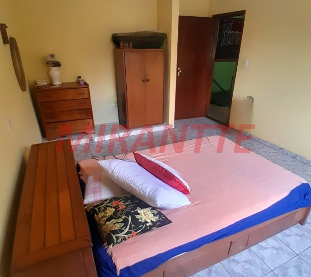 Casa terrea de 303m² com 4 quartos em Lauzane Paulista