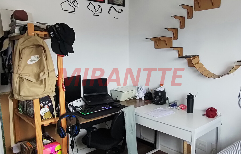 Apartamento de 68m² com 3 quartos em Vila Nivi