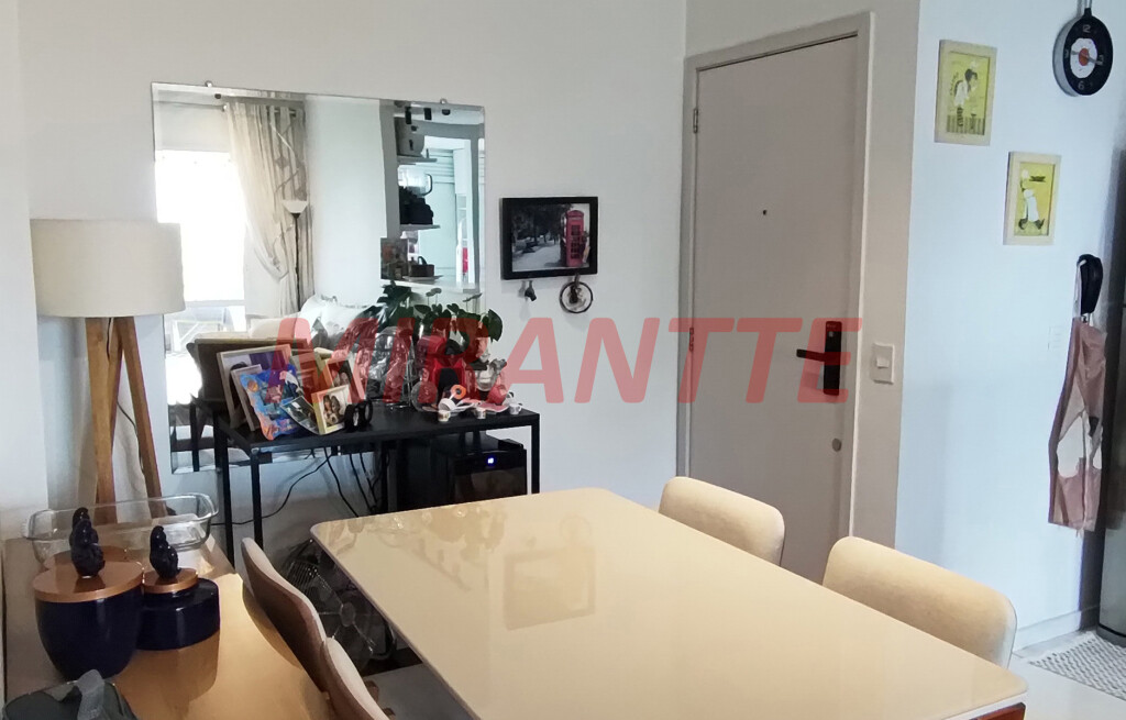 Apartamento de 68m² com 3 quartos em Vila Nivi
