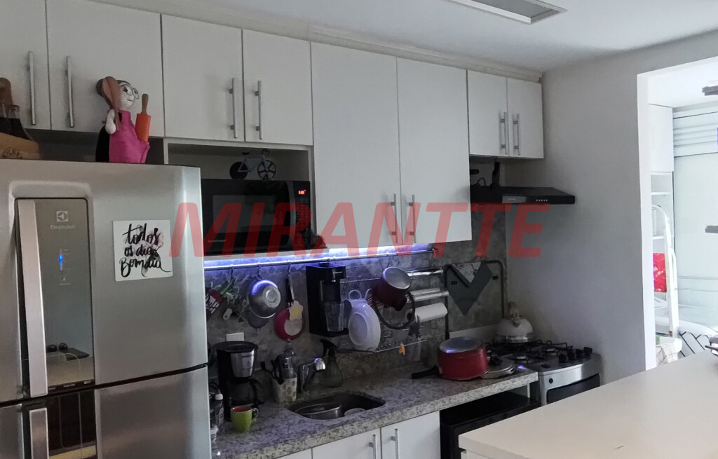 Apartamento de 68m² com 3 quartos em Vila Nivi