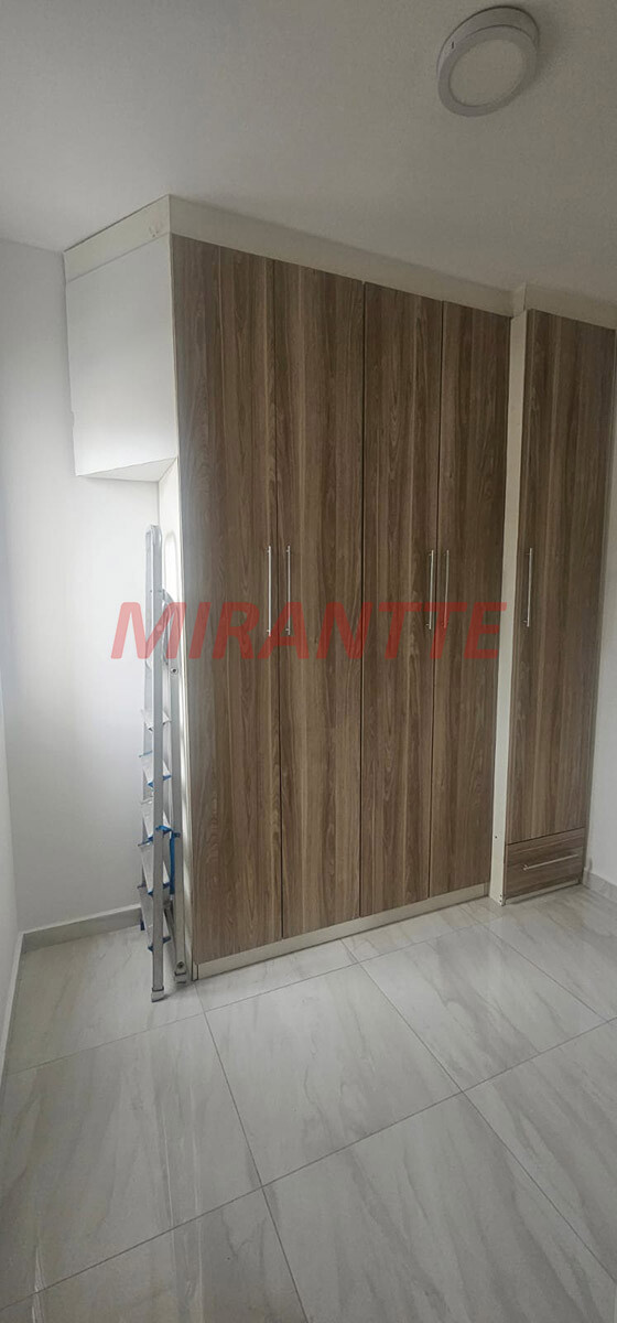 Apartamento de 56m² com 3 quartos em Vila Mazzei