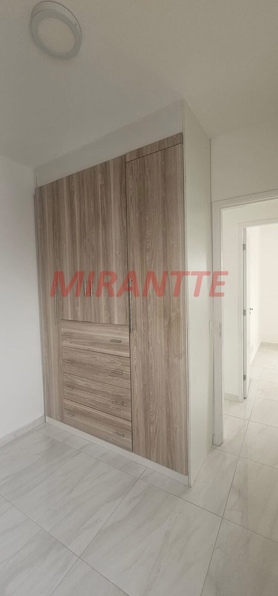 Apartamento de 56m² com 3 quartos em Vila Mazzei