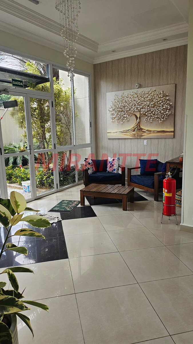 Apartamento de 56m² com 3 quartos em Vila Mazzei