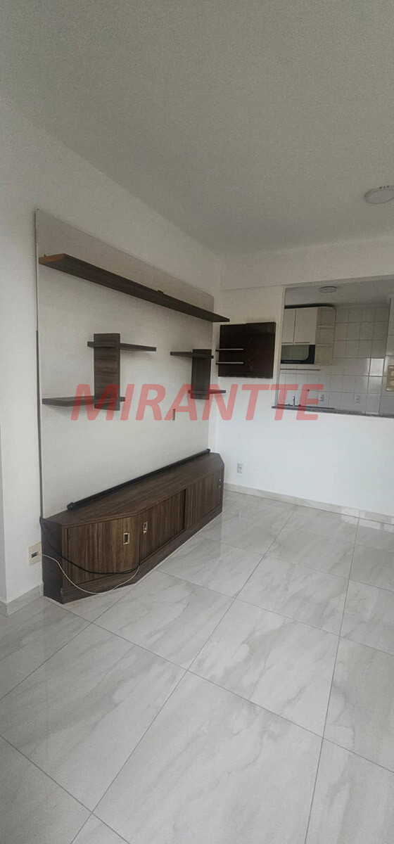 Apartamento de 56m² com 3 quartos em Vila Mazzei