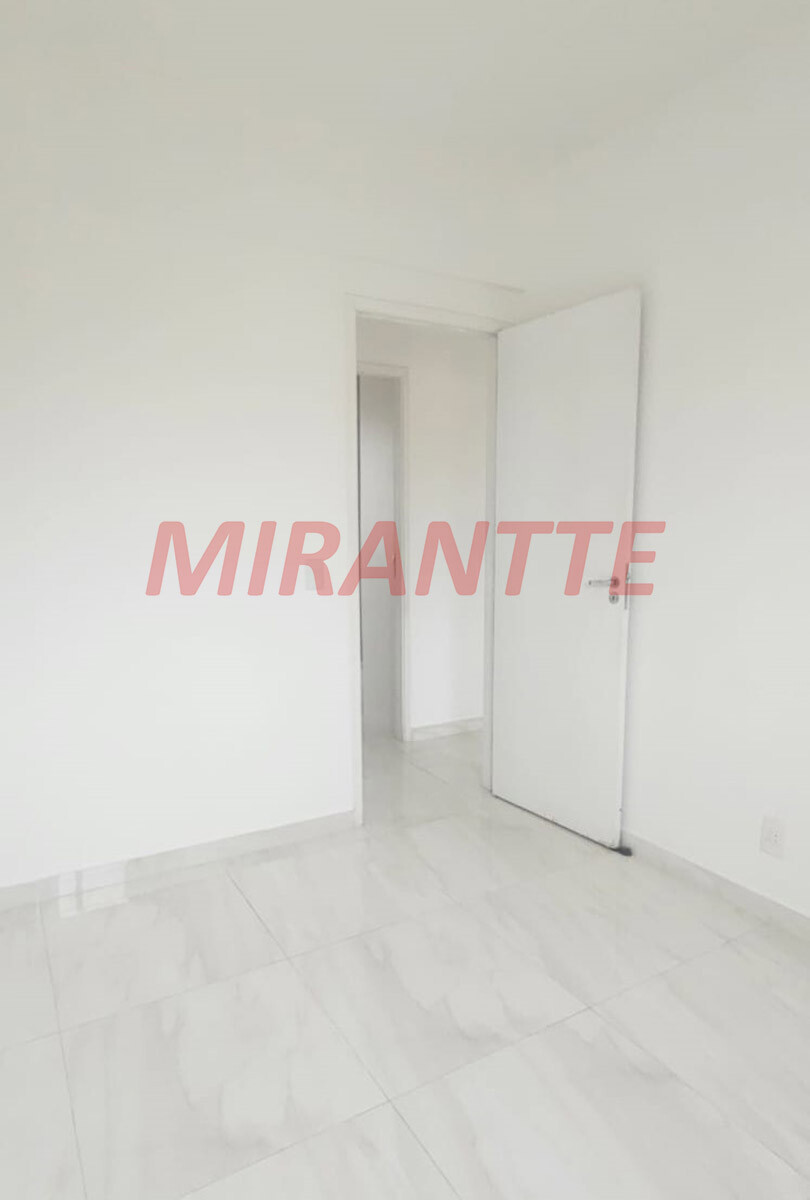 Apartamento de 56m² com 3 quartos em Vila Mazzei