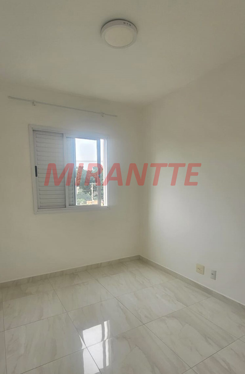 Apartamento de 56m² com 3 quartos em Vila Mazzei