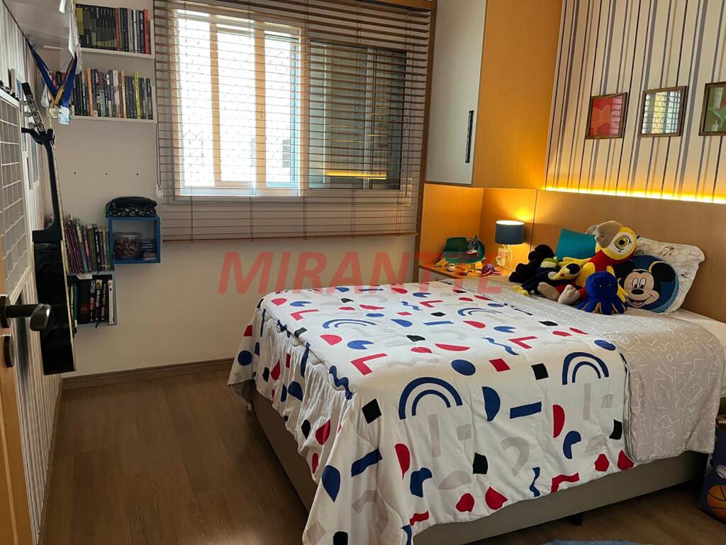 Apartamento de 72m² com 2 quartos em Santana