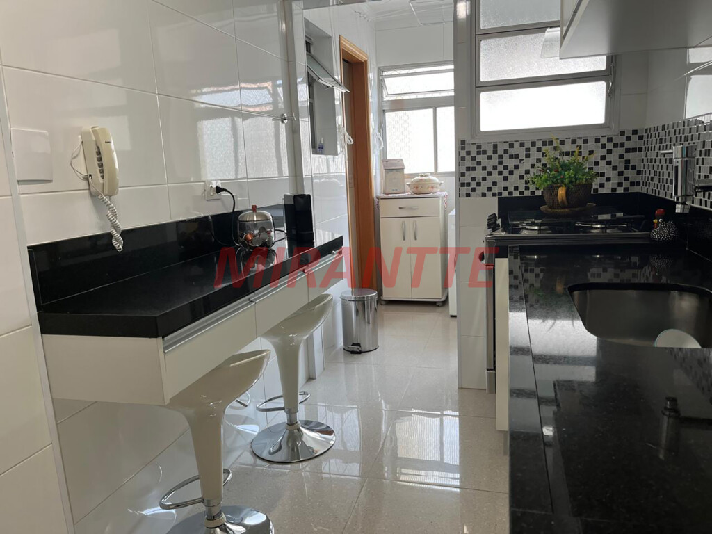 Apartamento de 72m² com 2 quartos em Santana