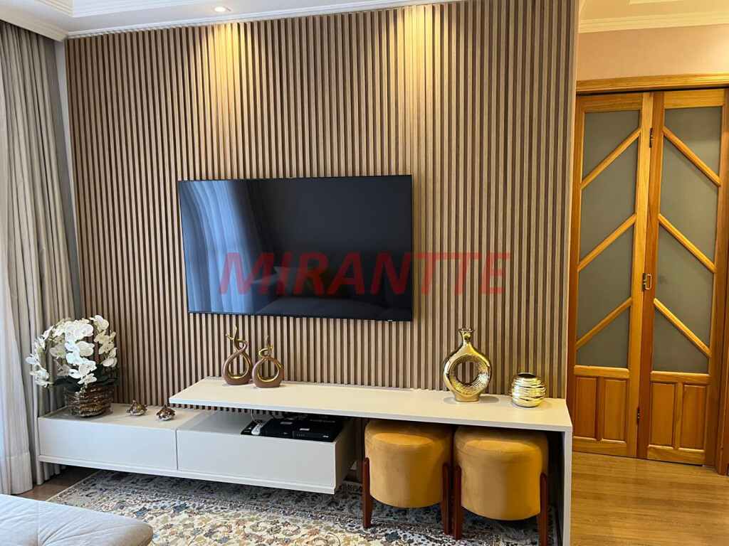 Apartamento de 72m² com 2 quartos em Santana