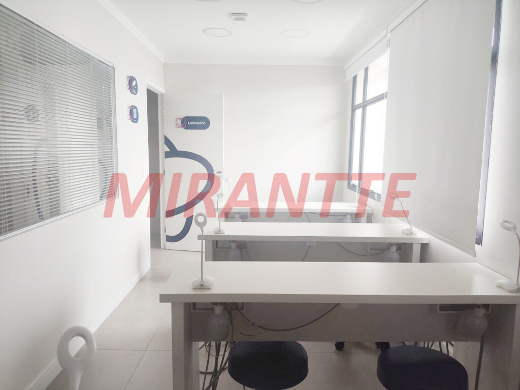 Comercial de 125m² em Macedo