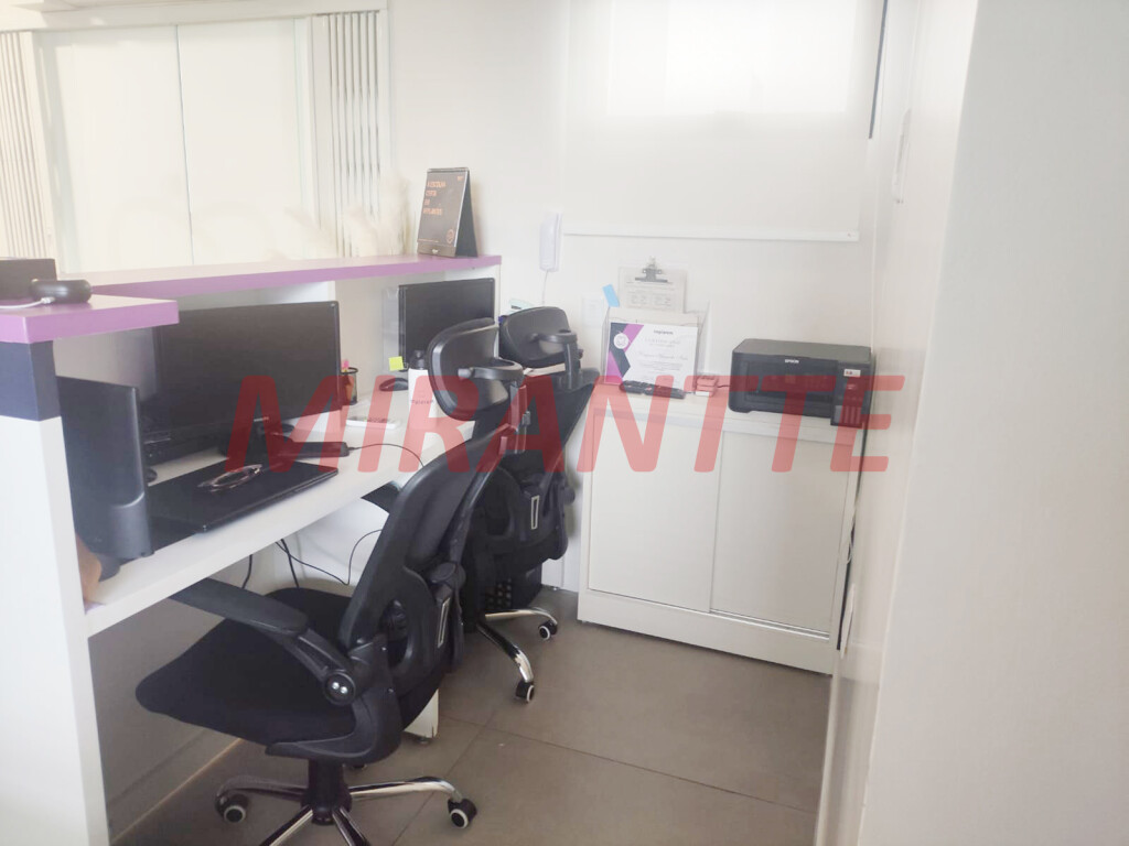 Comercial de 125m² em Macedo