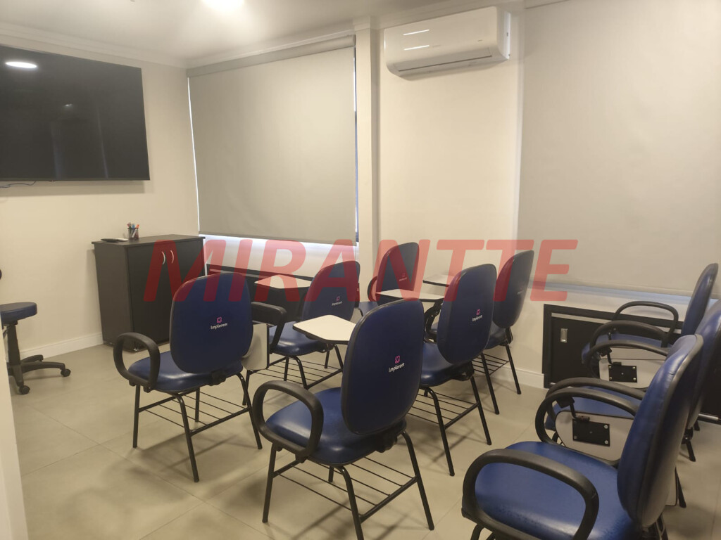 Comercial de 125m² em Macedo