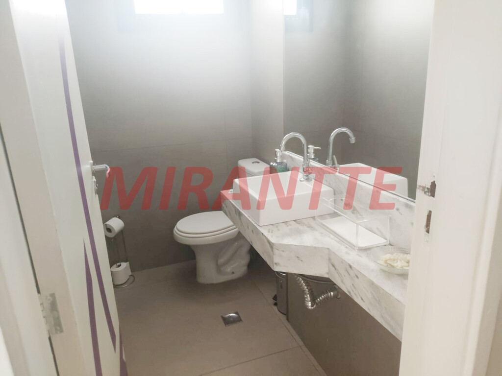 Comercial de 125m² em Macedo