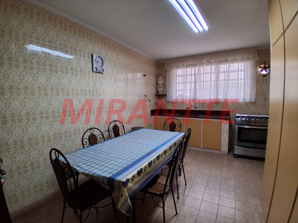 Sobrado de 193m² com 3 quartos em Vila Guilherme