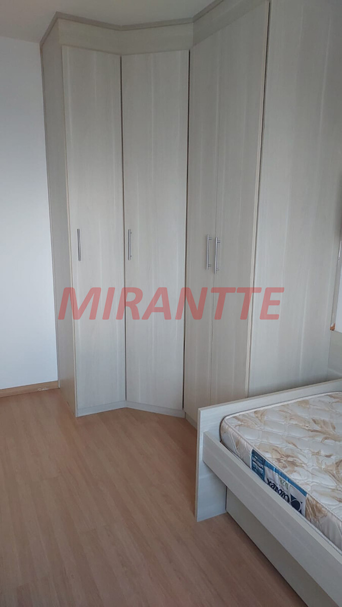 Apartamento de 82m² com 3 quartos em Água Fria