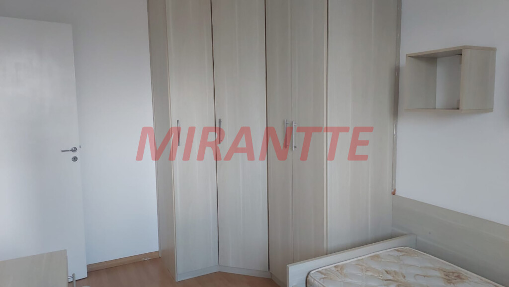 Apartamento de 82m² com 3 quartos em Água Fria