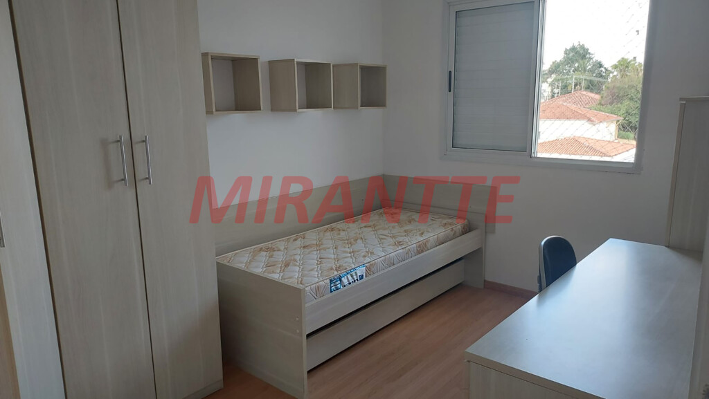 Apartamento de 82m² com 3 quartos em Água Fria
