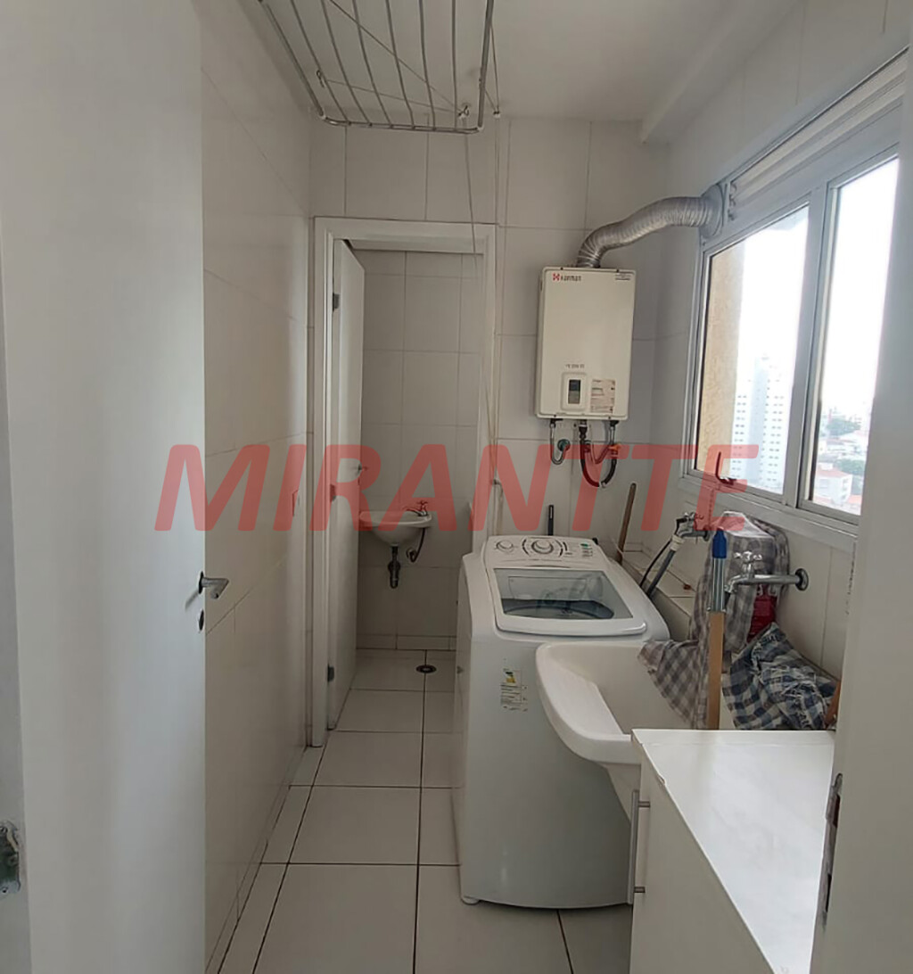 Apartamento de 82m² com 3 quartos em Água Fria