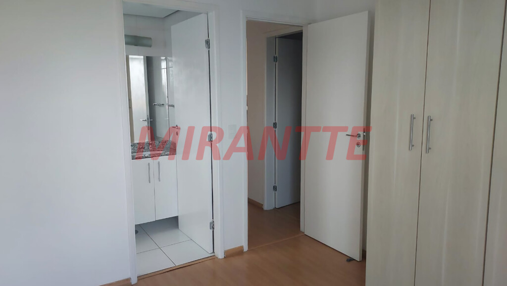Apartamento de 82m² com 3 quartos em Água Fria