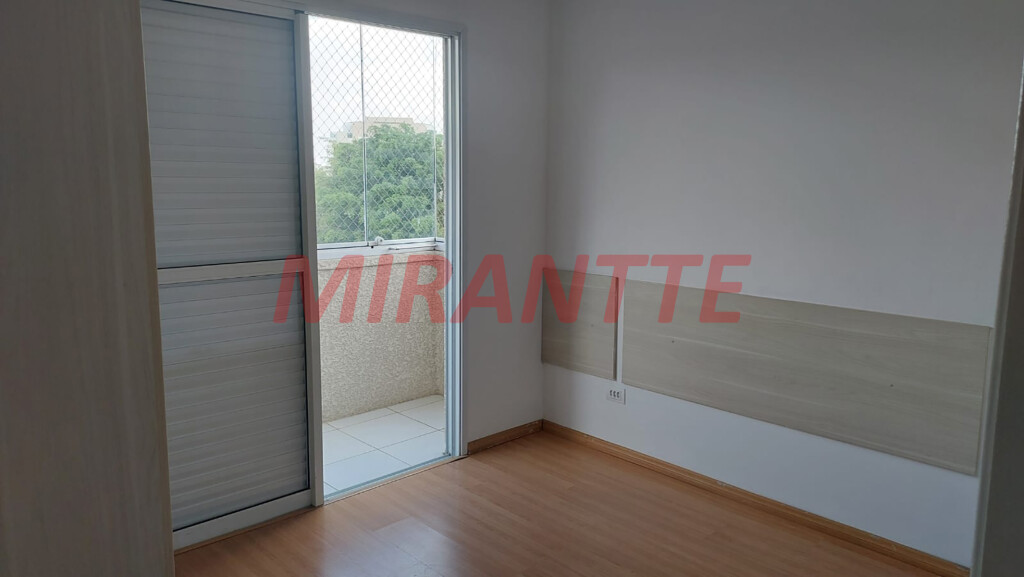 Apartamento de 82m² com 3 quartos em Água Fria